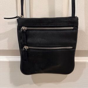 Black Leather Crossbody Multi Zippered Pocket Bag Paul & Taylor Vintage